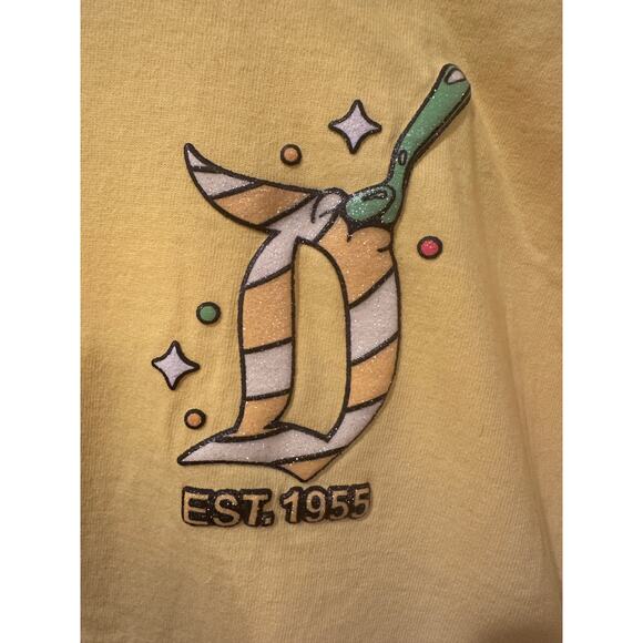 NWT Disney Parks Disneyland Eats Dole Whip Treat Spirit Jersey XL - Picture 2 of 5